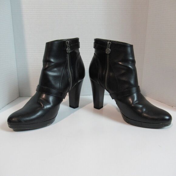 Simply Vera Boots 9.5 M Black Jaeger Buckle Ankle Bootie Faux Leather High Heel - Picture 7 of 15